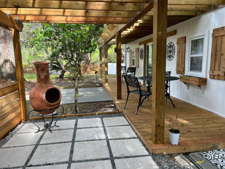 Beautiful Farmhouse In Fernandina Beach Exteriör bild
