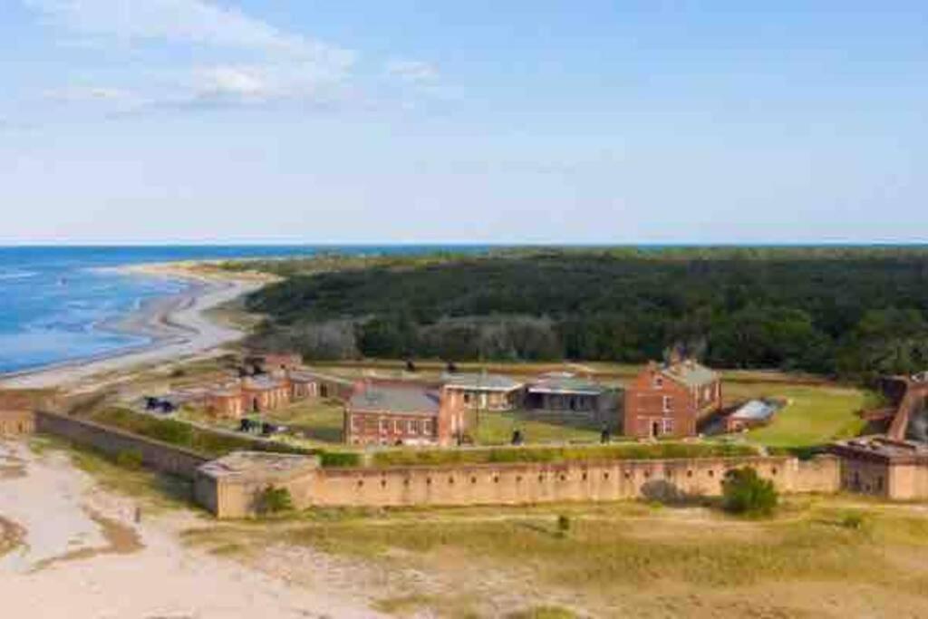Beautiful Farmhouse In Fernandina Beach Exteriör bild